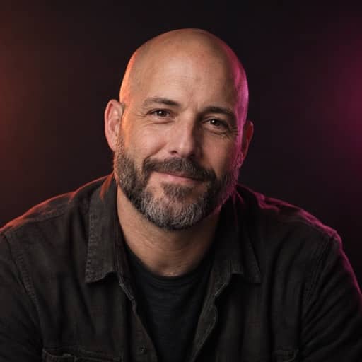 Chris - Charming, Down-to-Earth voice portrait